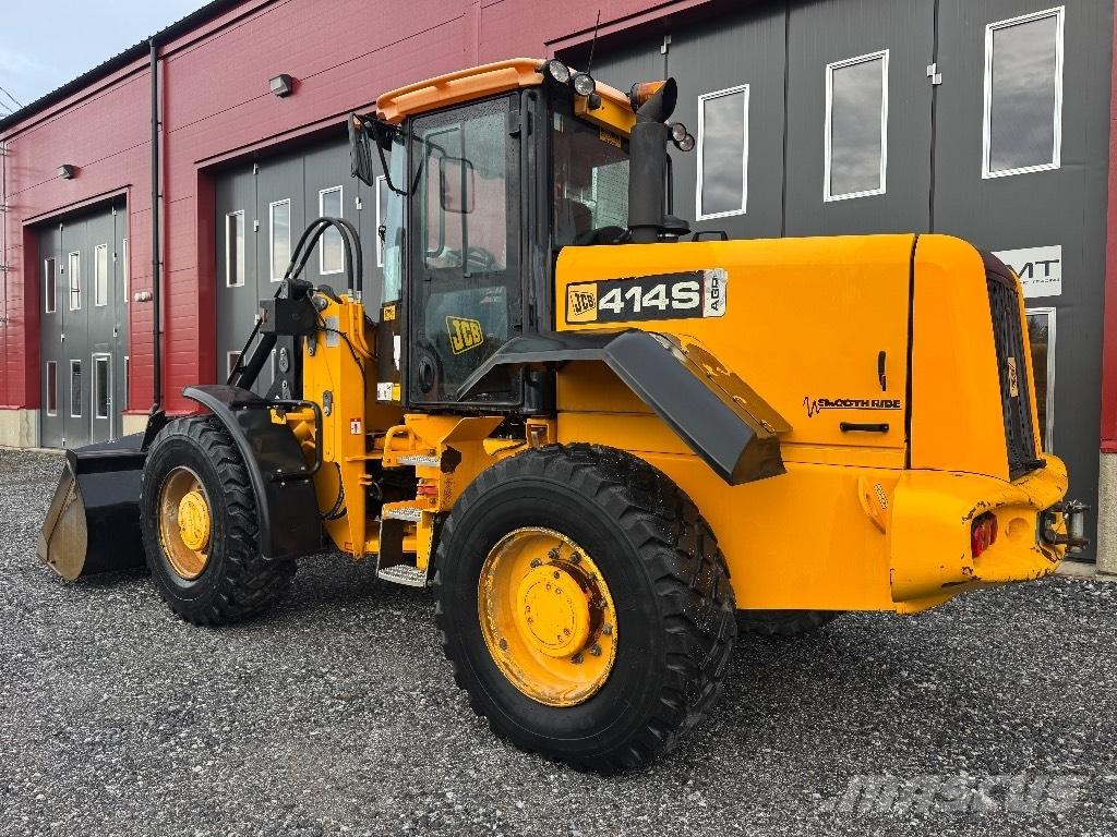JCB 414 S  4153h 8,9t 轮式装载机