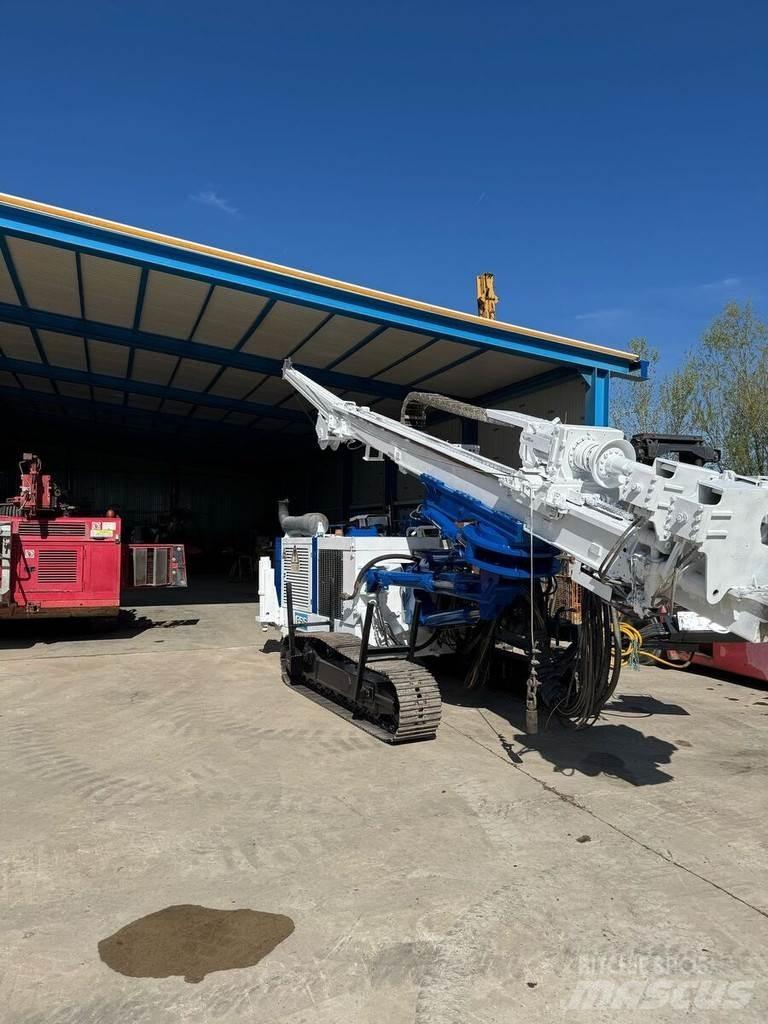 Soilmec SM 400 锚固钻机