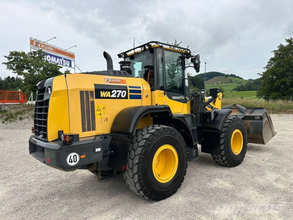 Komatsu WA 270-8 轮式装载机