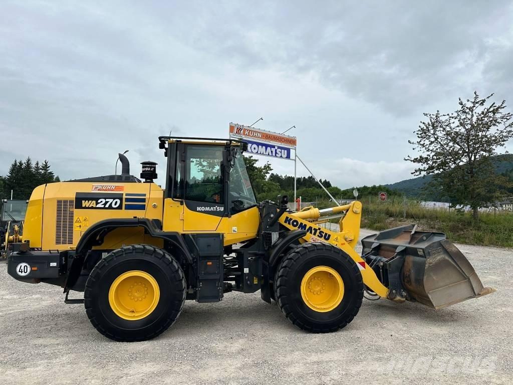 Komatsu WA 270-8 轮式装载机