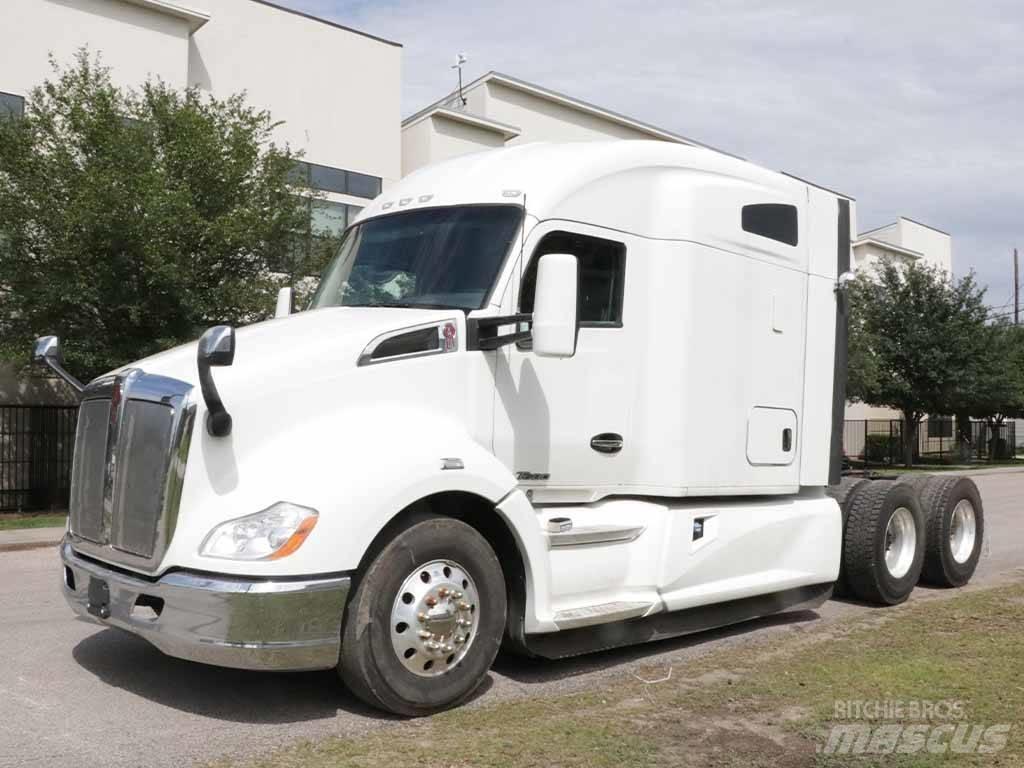 Kenworth T 680 牵引车