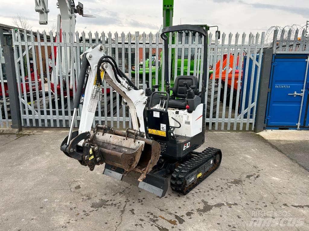 Bobcat E 10 小型挖掘机