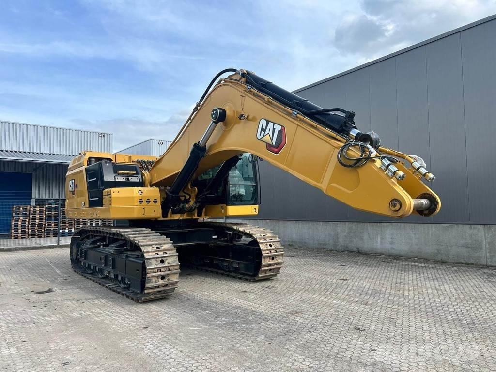 CAT 374 履带挖掘机