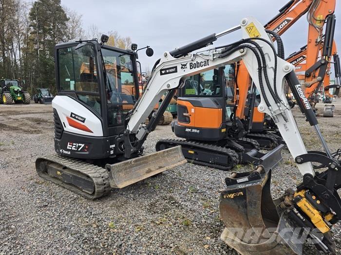 Bobcat E27z 小型挖掘机