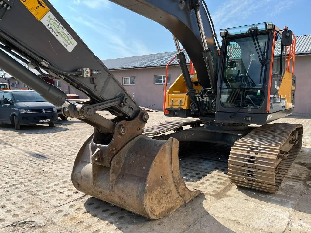 Volvo EC 220 E 履带挖掘机