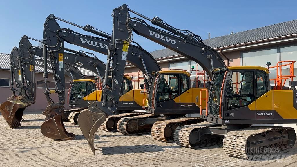Volvo EC 220 E 履带挖掘机