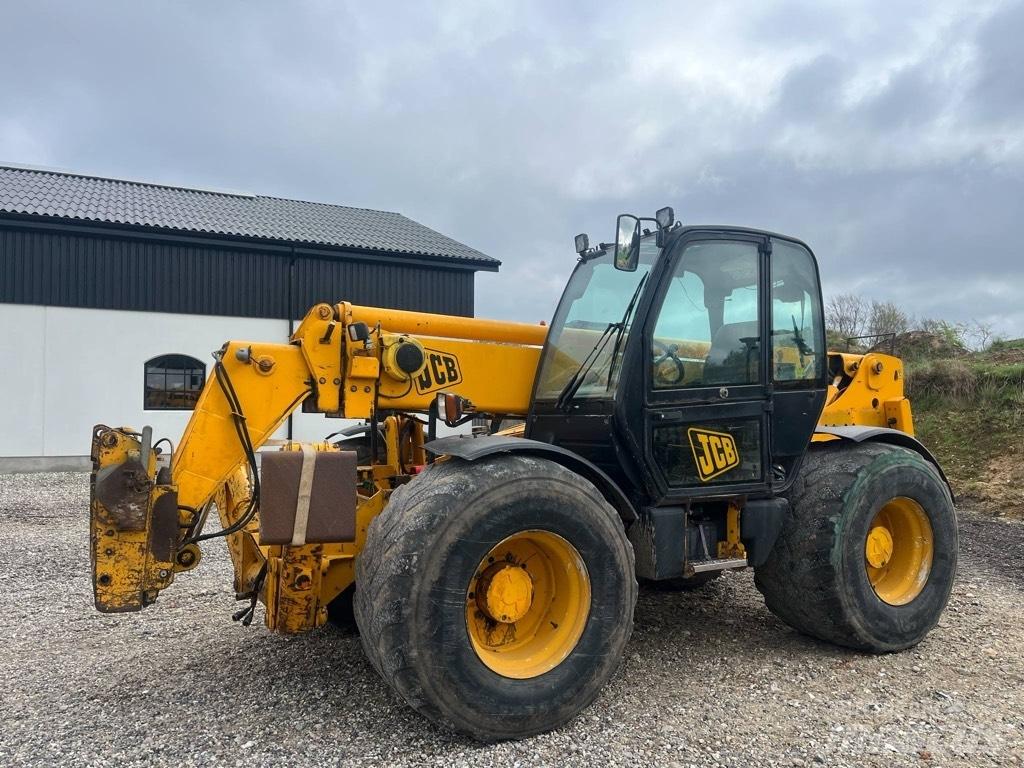 JCB 532-120 伸缩臂叉装车|叉装车