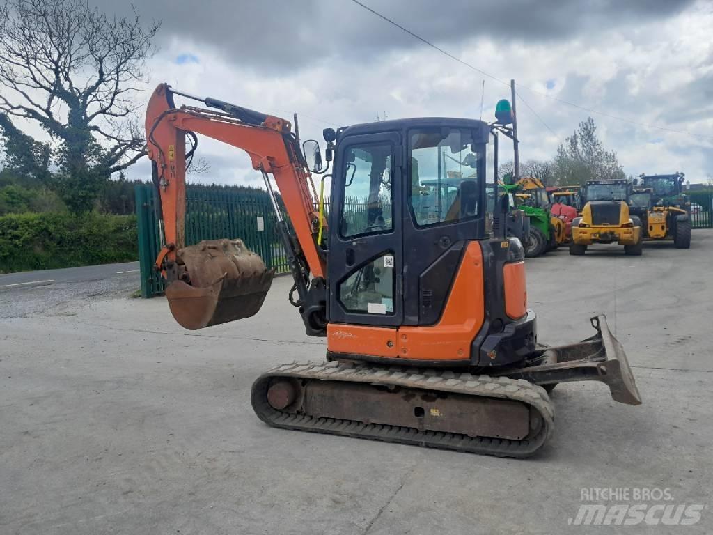 Hitachi ZX 40 小型挖掘机