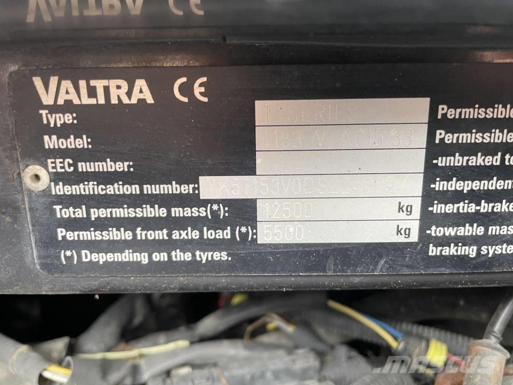 Valtra T 153 拖拉机/农用车