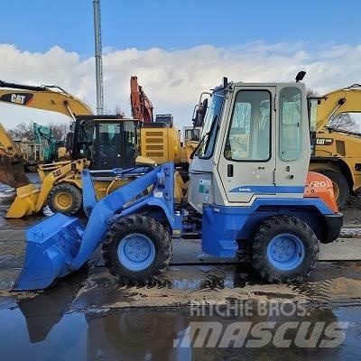 Hitachi LX 20-7 轮式装载机