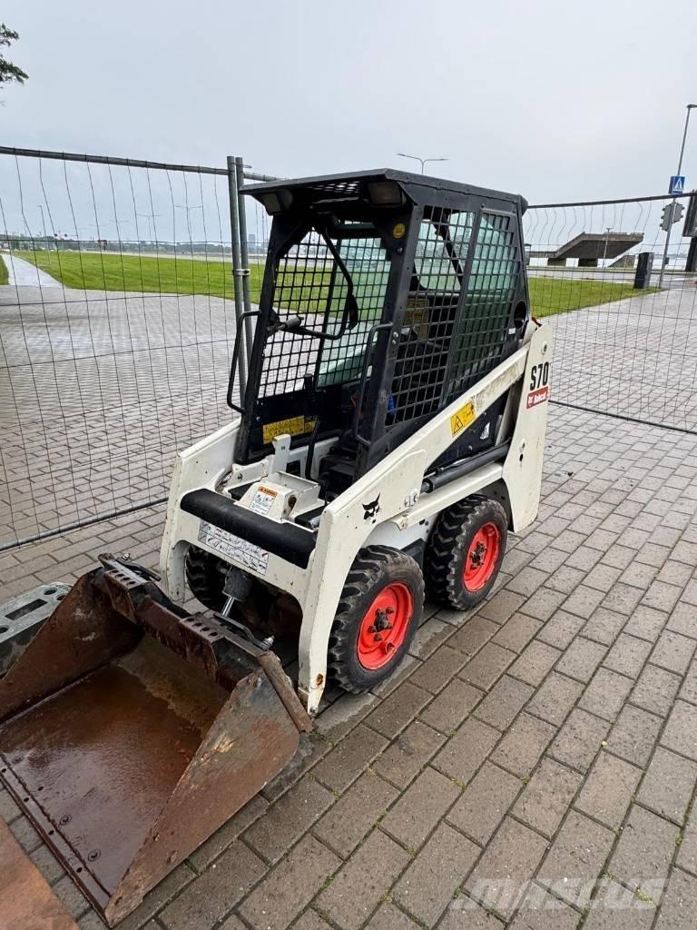 Bobcat S 70 滑移装载机