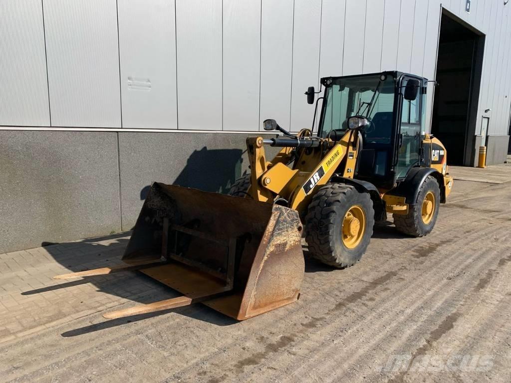 CAT 906 轮式装载机