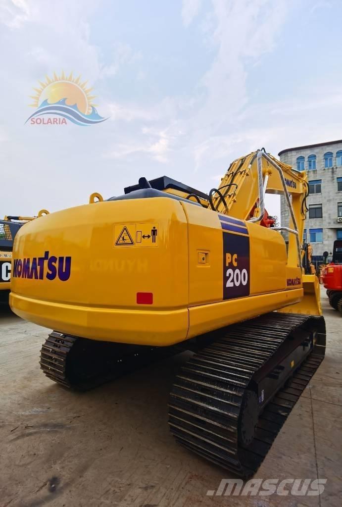 Komatsu PC 200-8 履带挖掘机