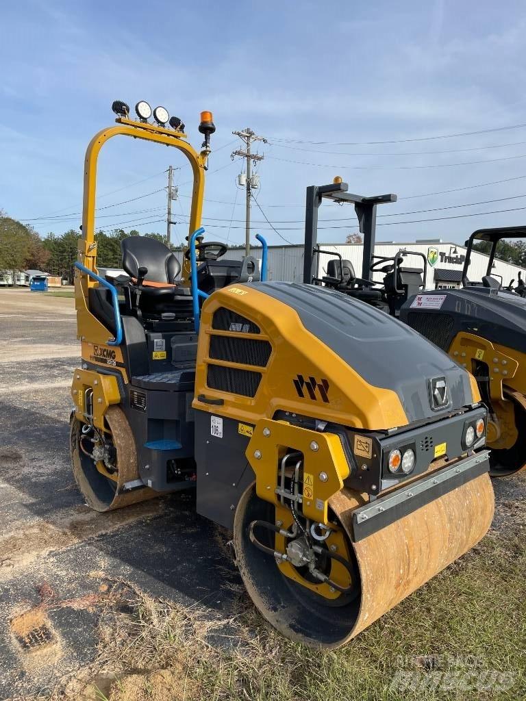 XCMG XD120 双轮压路机