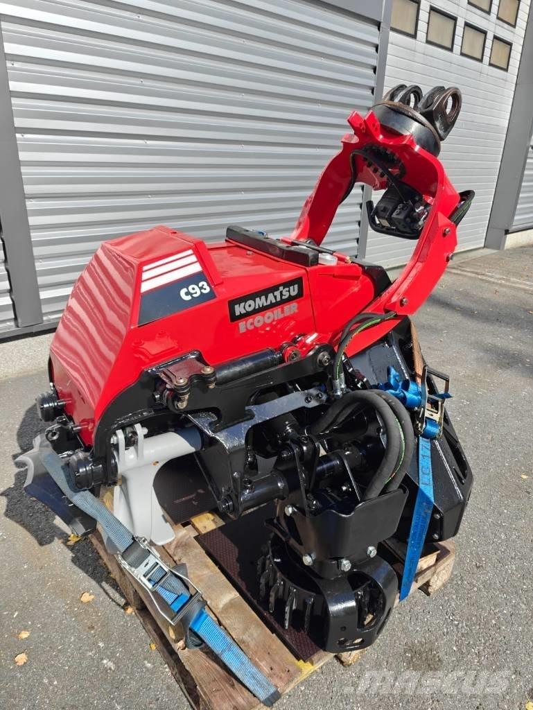 Komatsu C 93 收割机机箱