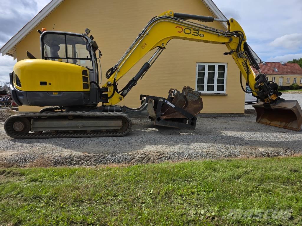 Wacker Neuson 8003 中型挖掘机