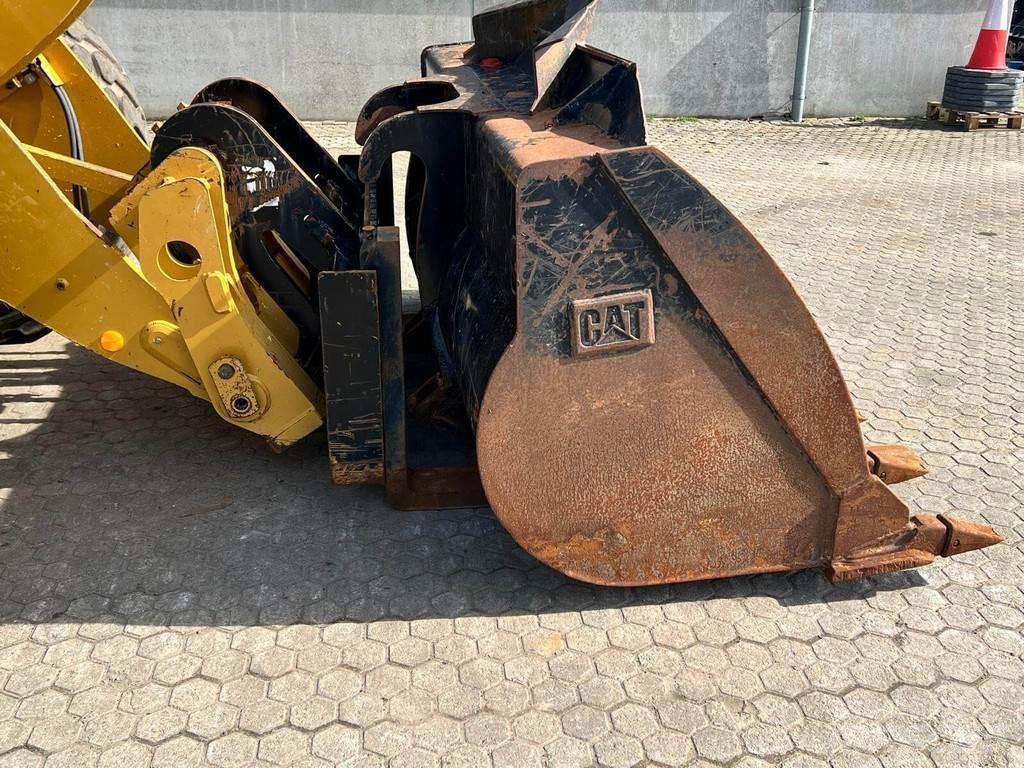 CAT 926M 轮式装载机