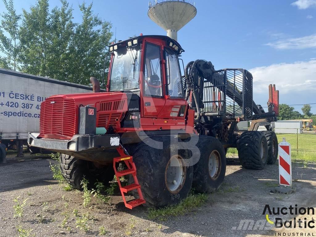 Komatsu 895 集运机