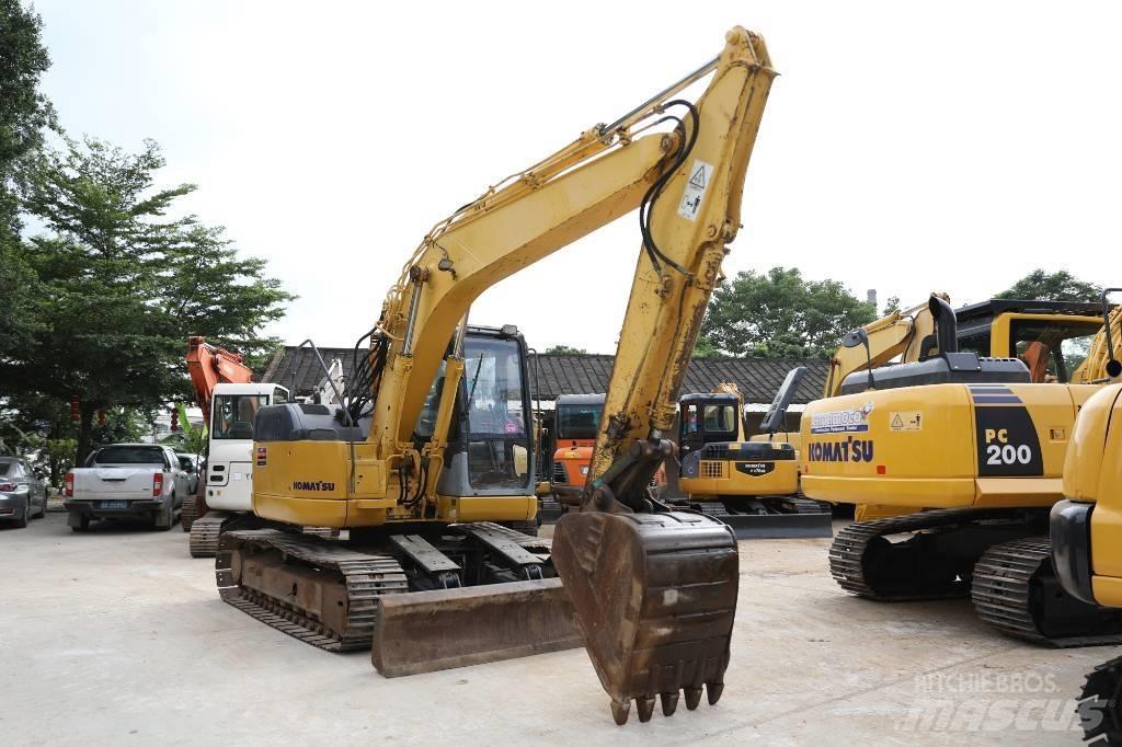 Komatsu PC 128 小型挖掘机