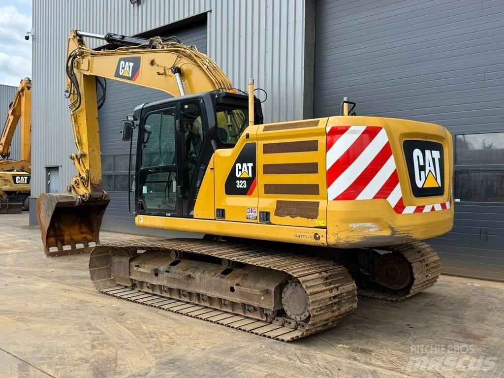 CAT 323 07A 履带挖掘机
