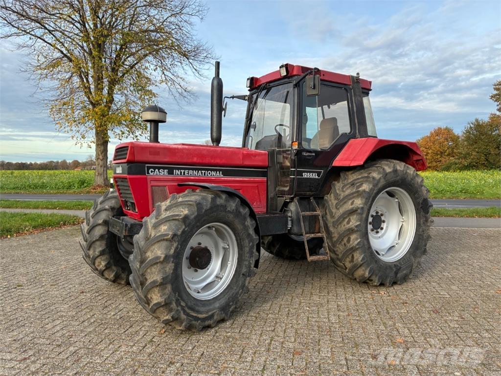 Case IH 1255 拖拉机/农用车