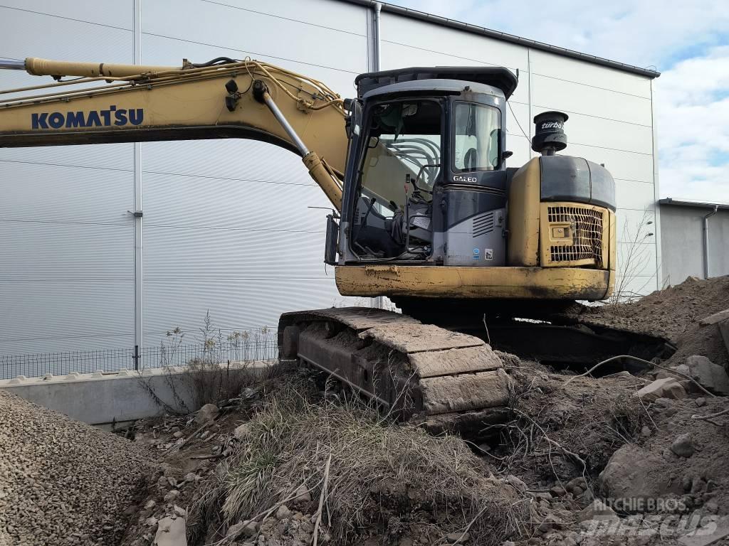 Komatsu 228 履带挖掘机