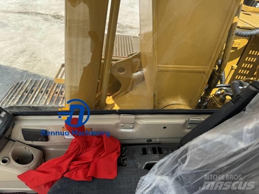CAT 320B 履带挖掘机