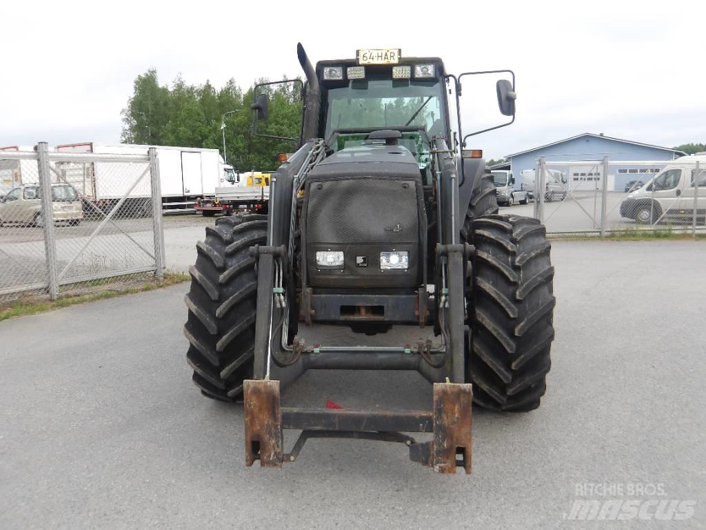 Valtra 8050 拖拉机/农用车