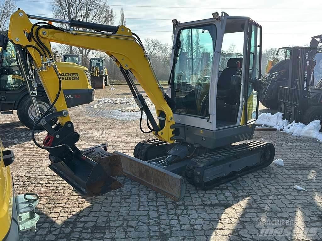 Wacker Neuson EZ26 小型挖掘机