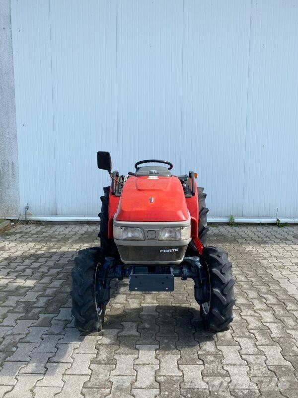 Yanmar RS270 小型拖拉机