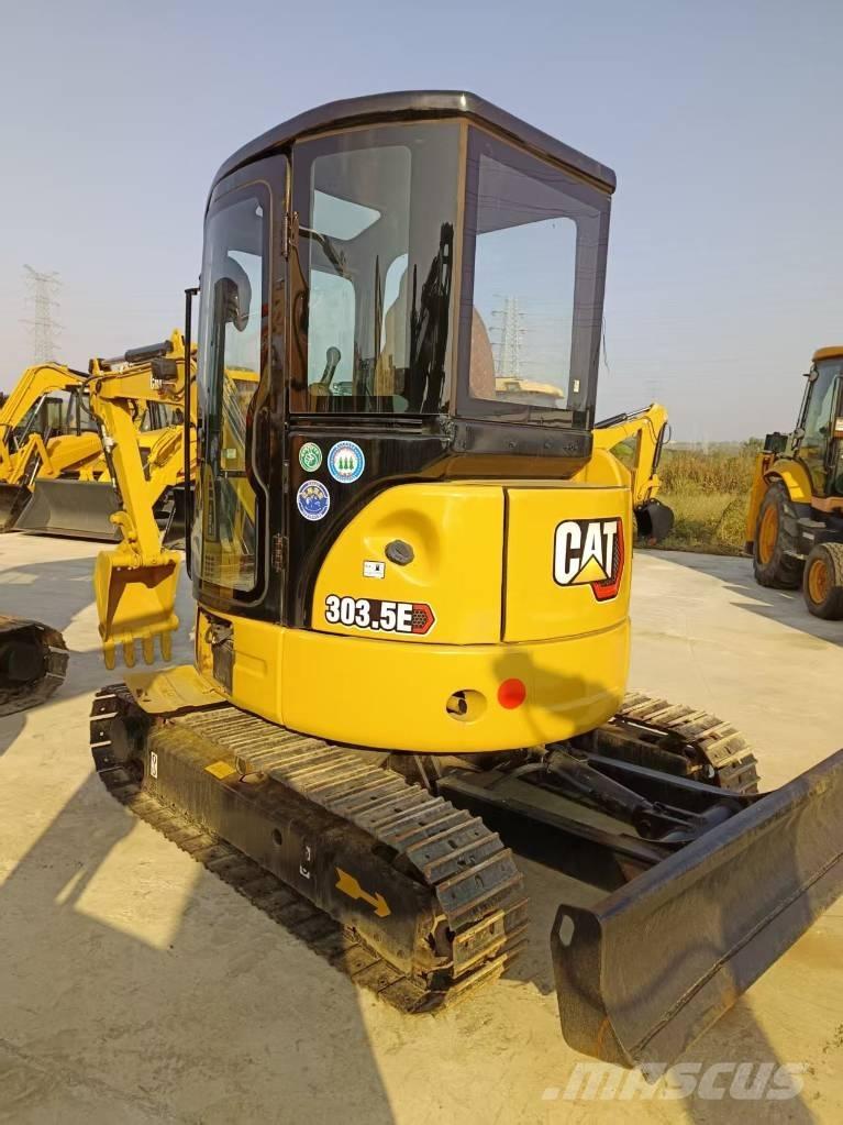 CAT 303.5 E CR 小型挖掘机