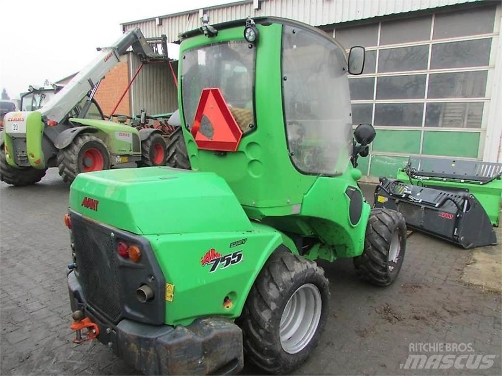 Avant 755i 轮式装载机