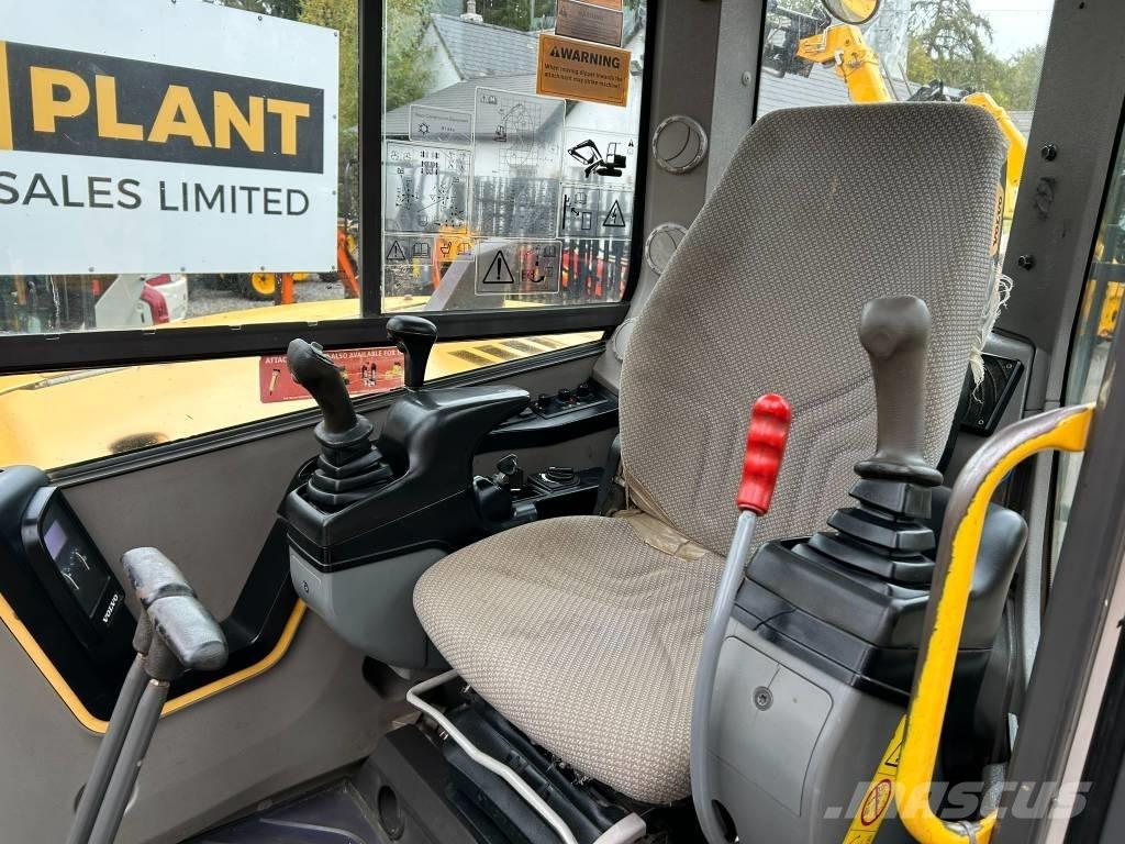 Volvo ECR 88 D 中型挖掘机