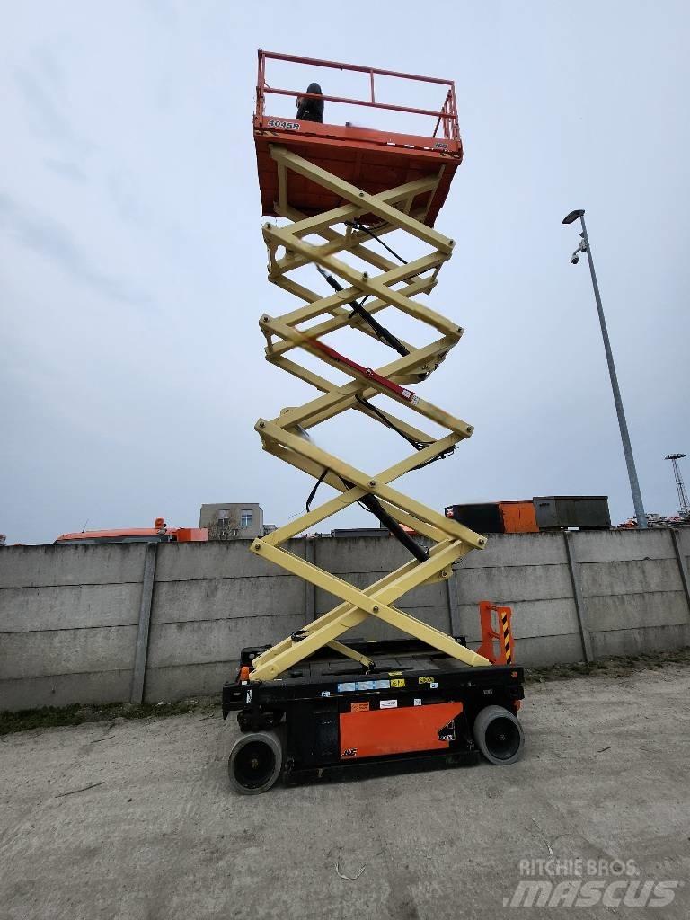 JLG 4045 剪叉式升降机