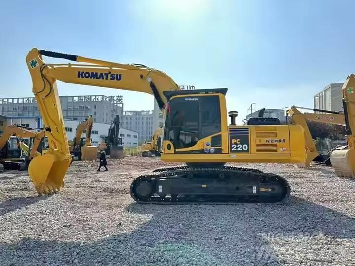 Komatsu PC 220 履带挖掘机