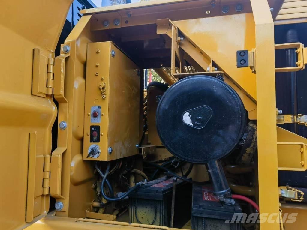CAT 325 B L 履带挖掘机