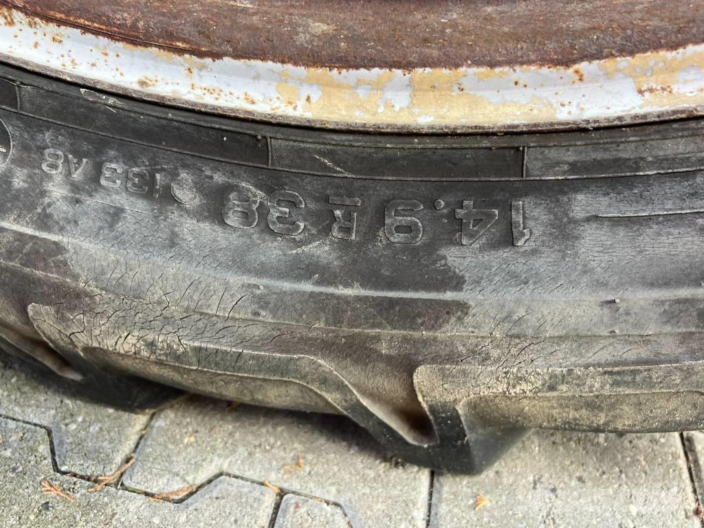 International 744 拖拉机/农用车