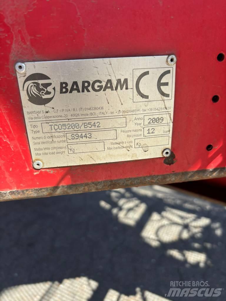 Bargam 5200 Compact 牵引式喷雾机