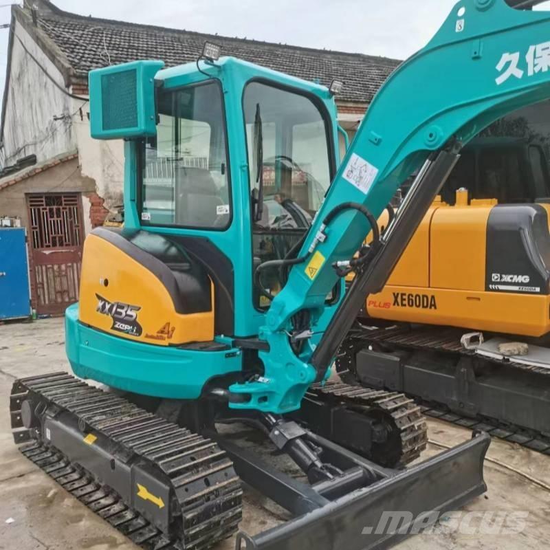 Kubota KX 135 履带挖掘机