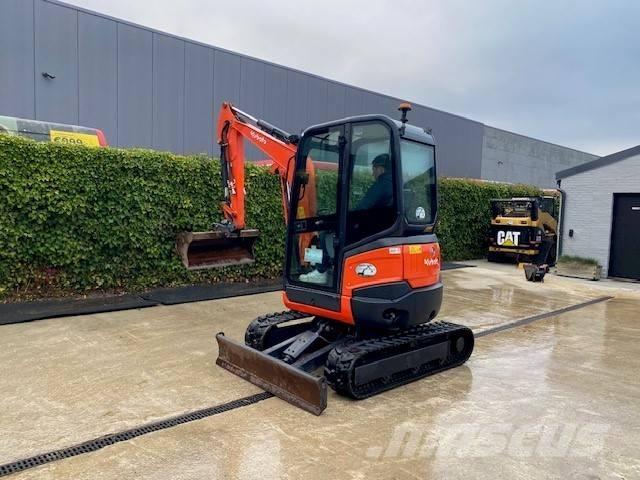 Kubota U 27-4 小型挖掘机