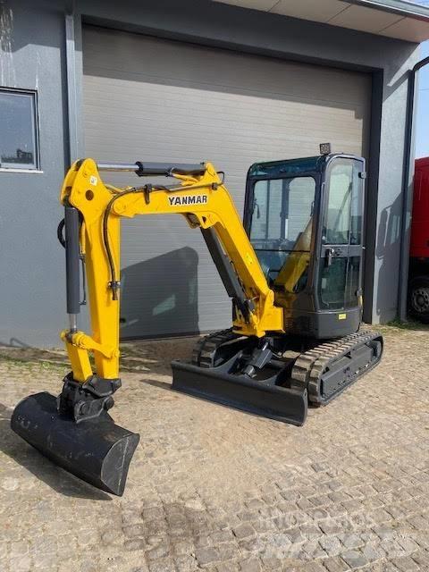 Yanmar Vio 30 小型挖掘机