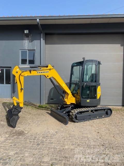 Yanmar Vio 30 小型挖掘机