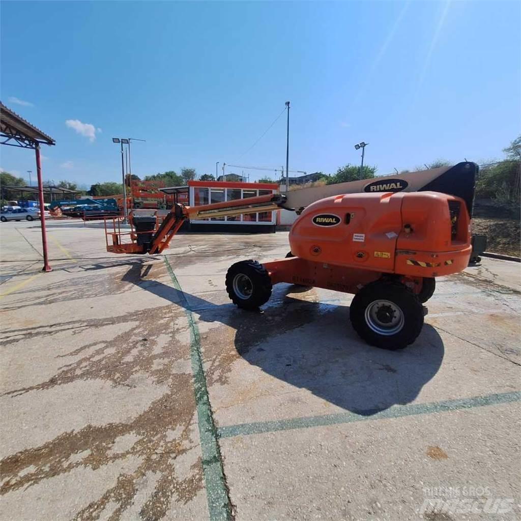 JLG 460SJ 直臂高空工作平台