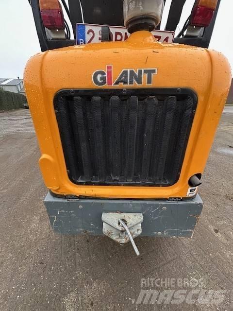 GiANT G2200 HD 轮式装载机