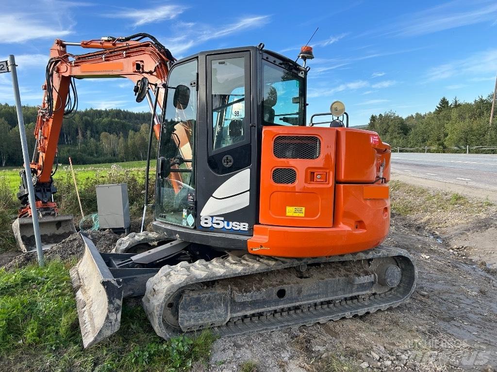 Hitachi ZX 85 US B-6 中型挖掘机