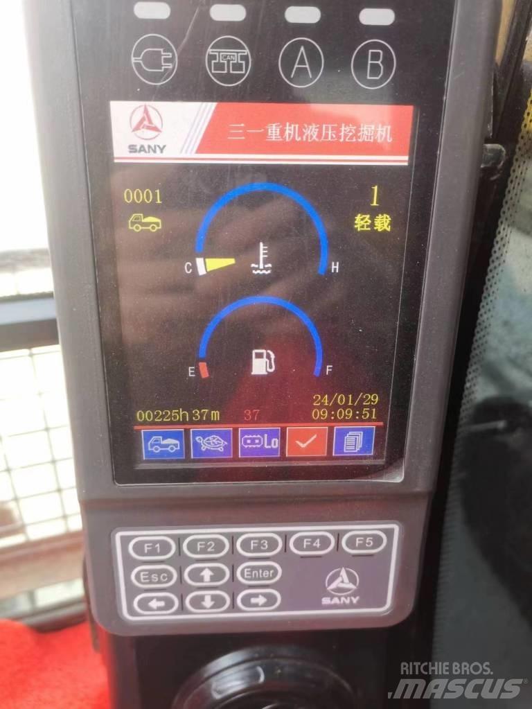 Sany 215C 履带挖掘机