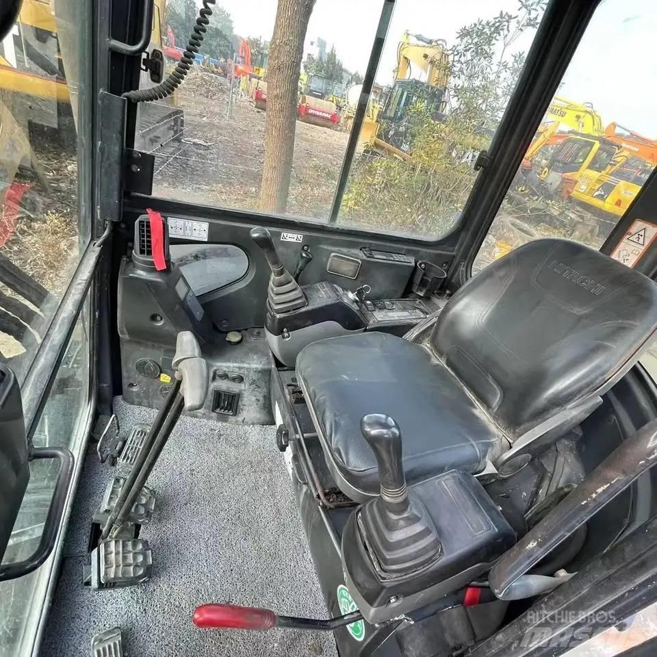 Hitachi ZX50 小型挖掘机