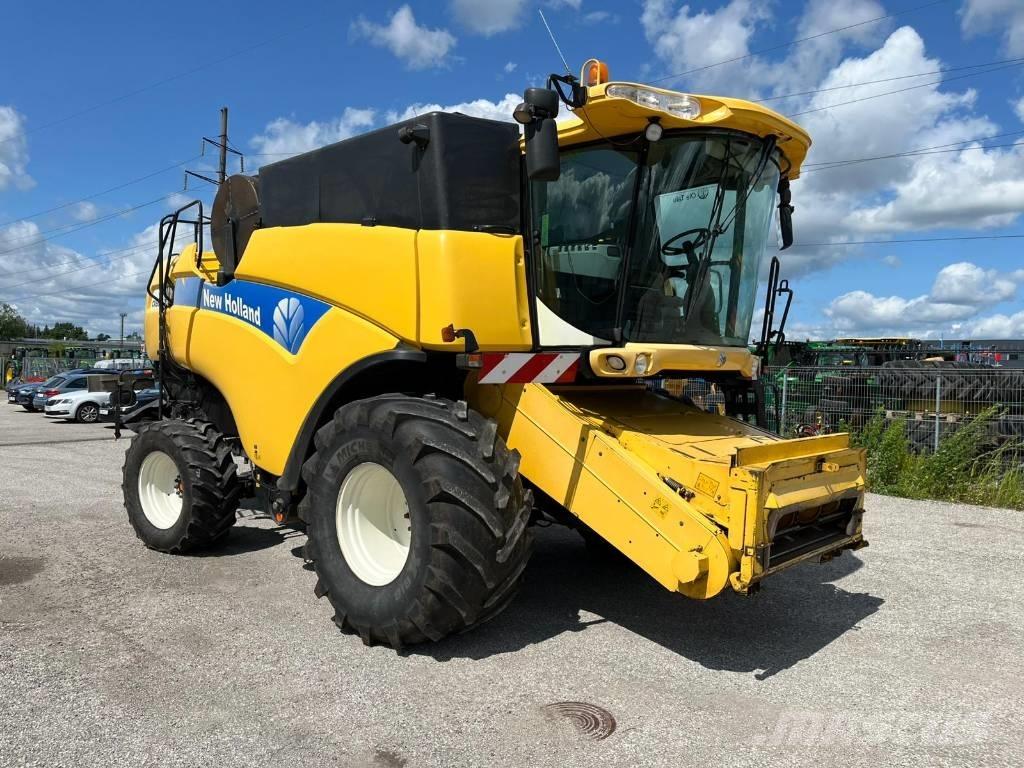 New Holland CX 860 联合收割机