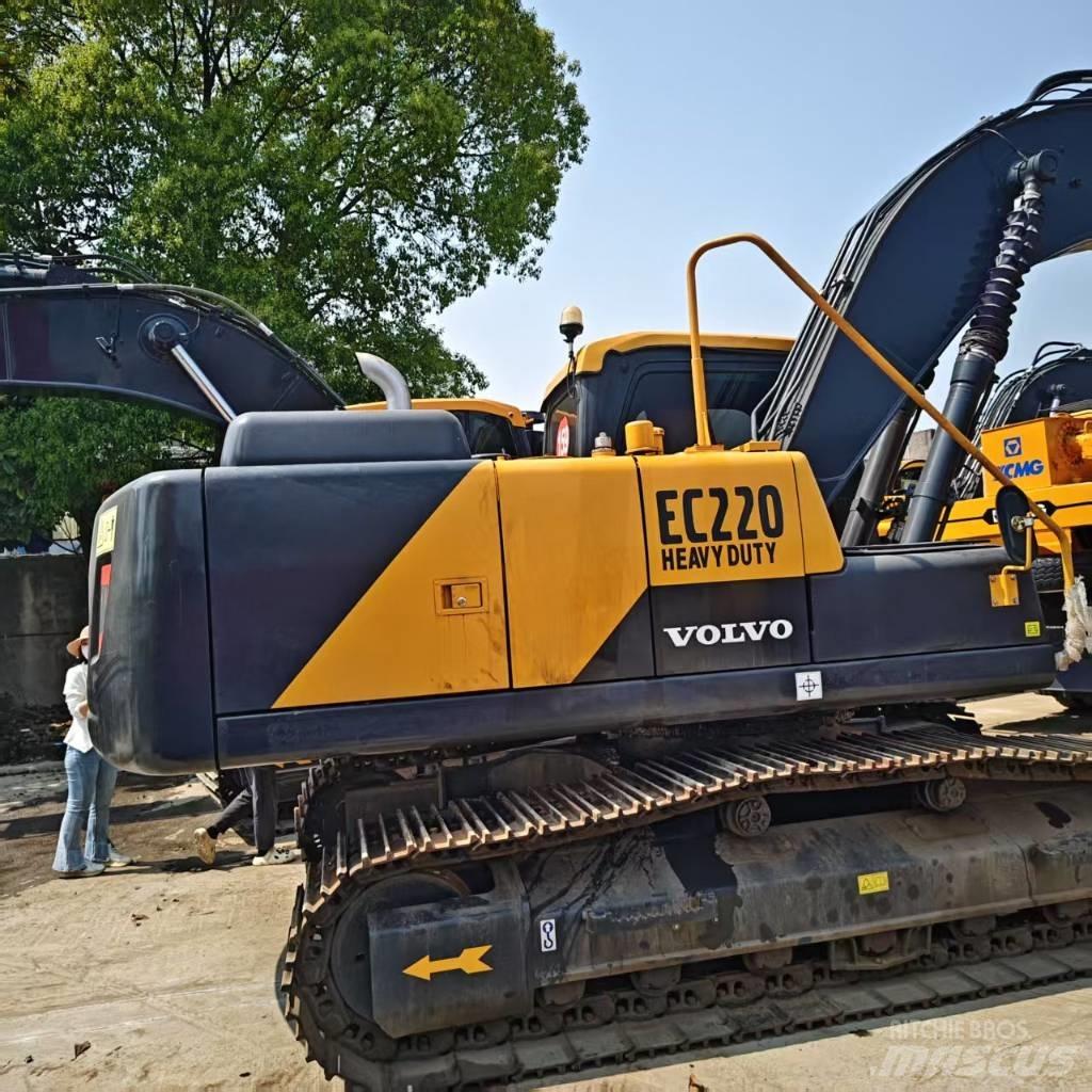 Volvo EC 220 履带挖掘机