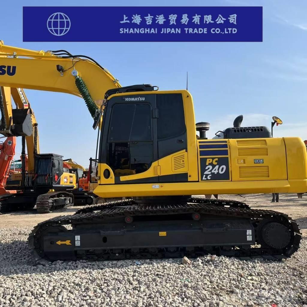 Komatsu PC 240 履带挖掘机